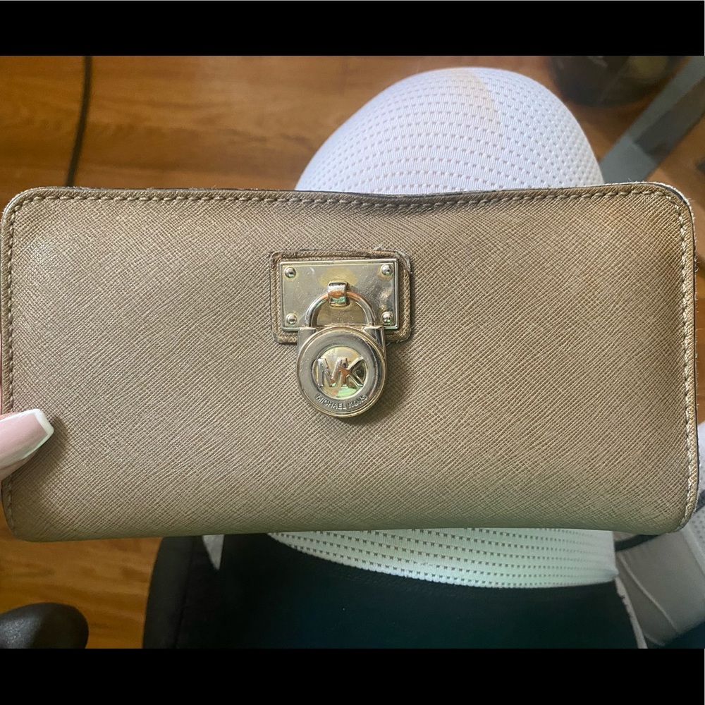 Michael Kors wallet